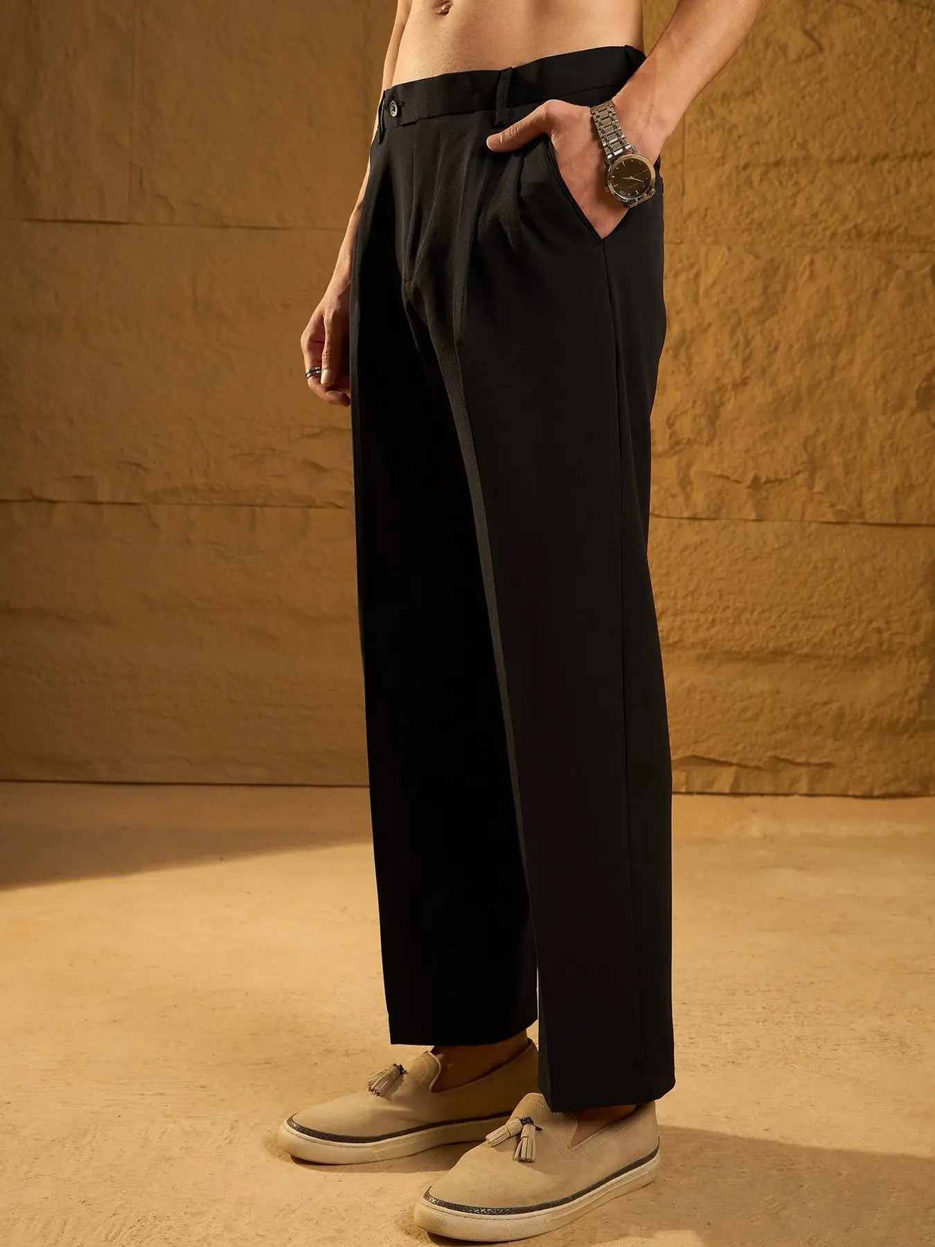BLACK DOUBLE PLEATED PANT