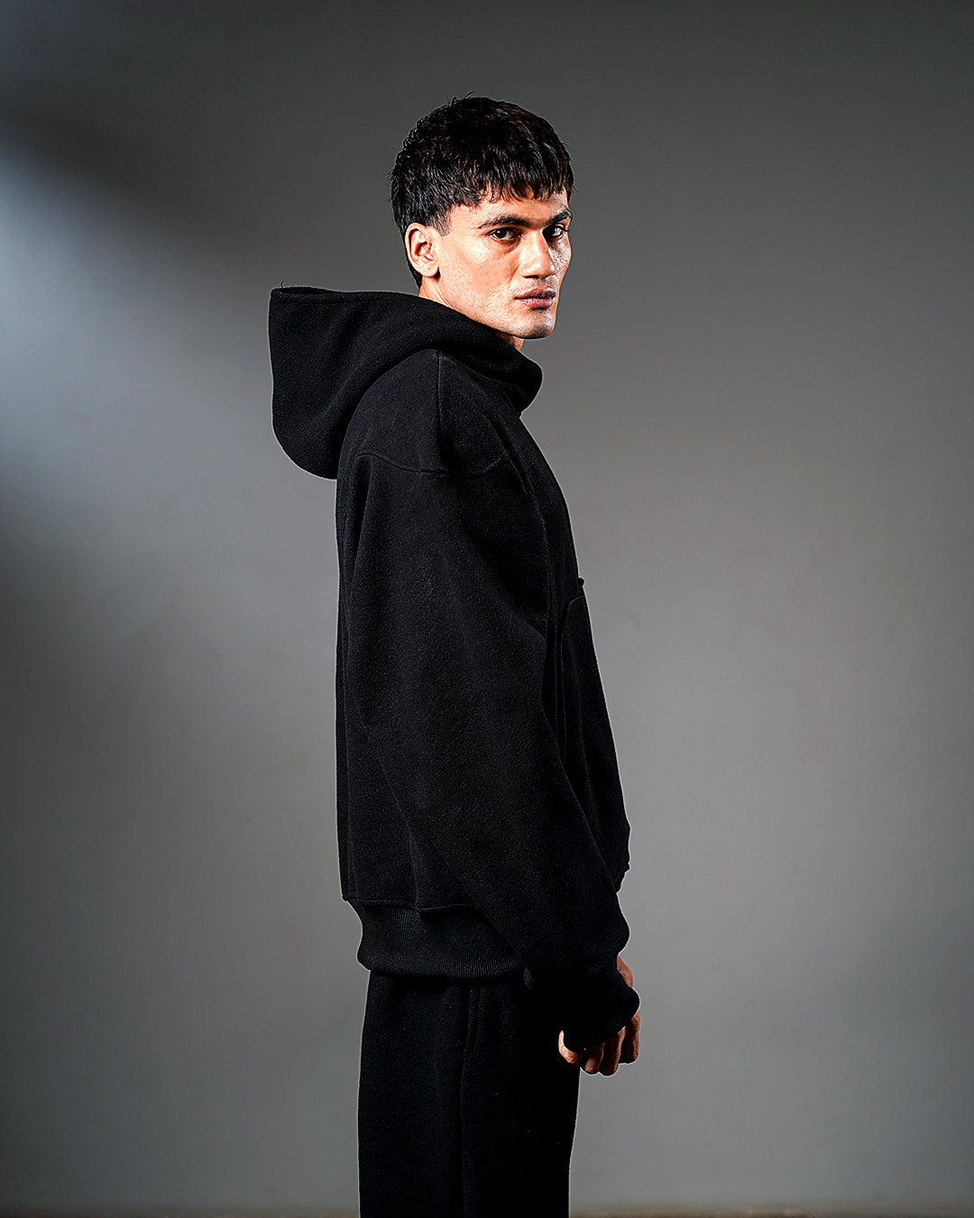 Black Intersect Hoodie – Oversized // UNISEX