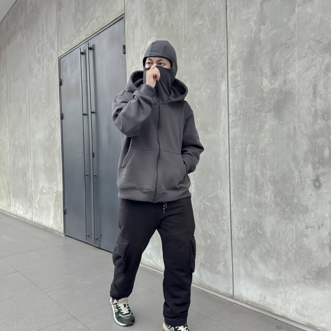 Warm Fleece Balaclava Zipper Hoodie for bikers, windproof neck and face protection while riding motorcycle.